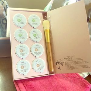 WEI Two-in-One Mask Collection & Brush Set